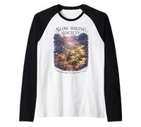 Slow Hiking Society : Le dernier à Atteindre Le Sommet gagne Le Camping Manche Raglan