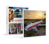 Coffret Cadeau SMARTBOX - 2 jours insolites en famille dans un avion Caravelle près d’Épinal- Séjour G