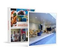 Coffret Cadeau SMARTBOX - 2 jours romantiques en hôtel 5* avec dîner, cocktail et accès à l’espace bien-être à Paris- Séjour G