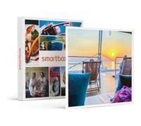 Balade En Catamaran Pour 2 Personnes Depuis La Rochelle Au Coucher Du Soleil Avec Champagne - Smartbox - Coffret Cadeau Sport & Aventure