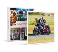 Baptême Passager En Moto : 3 Tours À L'arrière D'un Pilote Professionnel Sur Le Circuit De Fontenay-Le-Comte - Smartbox - Coffret Cadeau Sport & Aventure