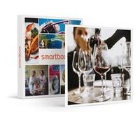 SMARTBOX - Coffret Cadeau Cours d’œnologie dans un hôtel étoilé à Paris et bouteille de vin à domicile-Gastronomie G