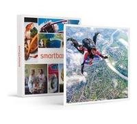 Coffret Cadeau SMARTBOX - Saut en parachute avec vidéo au sud de Paris- Sport & Aventure G