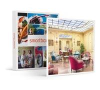 Coffret Cadeau SMARTBOX - Séjour de 2 jours en hôtel 4* à Paris avec soirée cabaret au Paradis Latin- Séjour