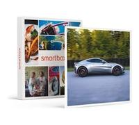 SMARTBOX - Coffret Cadeau Stage de pilotage : 2 tours sur le circuit d'Alès en Aston-Martin Vantage-Sport & Aventure