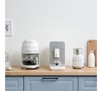 Smeg DCF02WHEU machine à café Entièrement automatique Machine à café filtre 1,4 L