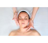 Soin du visage en profondeur de 60 minutes - réservé aux femmes