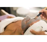 Soin peeling coup d éclat anti-tâche et acné avec un soin hydratant