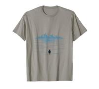 Solitude Pingouin Devant Montagnes Arctiques T-Shirt