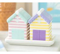 Ensemble salière et poivrière en forme de cabane de plage pastel | Céramique avec plateau assorti | Décoration de cuisine en bord de mer | Idée cadeau côtière