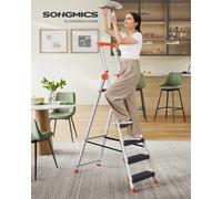 SONGMICS Échelle 6 Marches, en Alliage d'Aluminium, Escabeau, Largeur de la Marche 12 cm, Pliable, Plateau à Outil, Pieds Antidérapants, Capacité de Charge 150 kg, Noir et Orange Noir