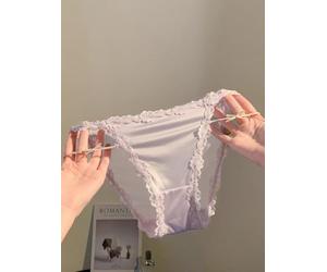 Sous-vêtements triangulaires en polyester pour femme avec accents en dentelle, design ton pur et élasticité modérée pour un confort en toutes saisons (M, violet)