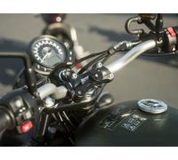 SP-CONNECT Moto Bundle fixé sur le guidon iPhone 8/7/6S/6