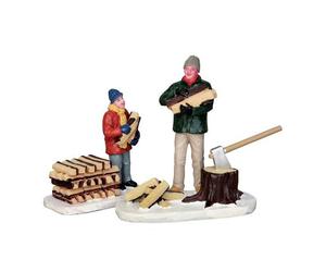 SPACCANDO LA LEGNA - STACKING FIREWOOD
