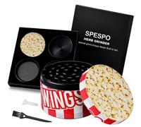 Spespo Grinder, Moulin à Herbes 63mm - Broyeur à Épices Métal 4 pièces | Grattoir à Pollen & Brosse Inclus | Pour Herbes, Épices & Fleurs | Boîte Cadeau Noire Élégante (Popcorn)