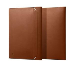 Spigen Valentinus Housse de Protection pour Ordinateur Portable 13" 13.3" 14" Pouces, Étui Cuir PU Étanche pour Ordinateur Compatible avec MacBook Pro, Dell, Acer, ASUS, HP, Lenovo - Brun