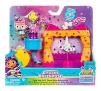 Gabby's Dollhouse Gabby et la Maison Magique - Gabby Dollhouse - Balcon Spectacle De Bébé Boîte - 1 Figurine Et 6 Accessoires - Dessin Animé Jouet Maison De Poupée - Jouet Enfant 3 Ans Et +