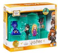 Spin Master Wizarding World Harry Potter, Magical Minis, Boutique de bonbons Honeydukes avec 2 figurines exclusives et 5 accessoires, jouets pour enfants à partir de 6 ans, Jeu de construction