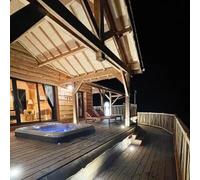 Sport Découverte Nuit en Cabane sur Pilotis avec Jacuzzi Privatif près de Laval