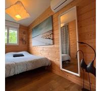 Sport Découverte Nuit en Chalet avec Jacuzzi aux Écolodges Bien-Hêtre près de Pau