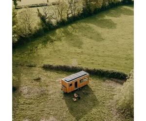 Sport Découverte Nuit insolite en Tiny House dans une Ferme près de Limoges