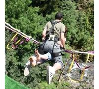 Sport Découverte Saut à l'élastique en Tandem depuis un Tremplin à Annecy