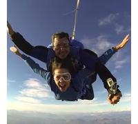 Sport Découverte Saut en Parachute près de Cannes