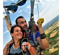 Sport Découverte Saut en Parachute Tandem à Clermont-Ferrand
