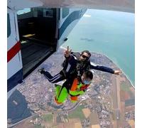Sport Découverte Saut en Parachute Tandem près de Caen