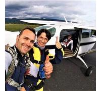 Sport Découverte Saut en Parachute Tandem près de Roanne