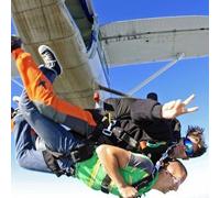 Sport Découverte Saut en Parachute Tandem près d'Etampes