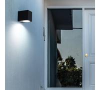 Applique d'extérieur porte basse spot façade ALU noir dans un ensemble comprenant des ampoules LED