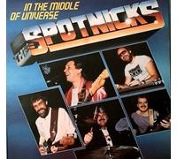SPOTNICKS - In the middle of universe / 20109