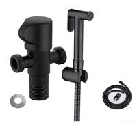 Spray WC en cuivre avec configuration à double sortie et support de valve d'angle pour une pression d'eau uniforme (noir)