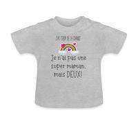 Spreadshirt Annonce Grossesse d'une Famille Homoparentale - LGBT/LGBTQA+ - Cadeau Naissance T Shirt Bébé Bio, 3-6 Mois, Gris chiné