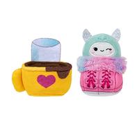 Squishville SQM0317 Ensemble d'accessoires pour Le Jour de la Neige - Bottes de 5,1 cm et Jouets en Peluche Cacao pour Enfants, Multicolore