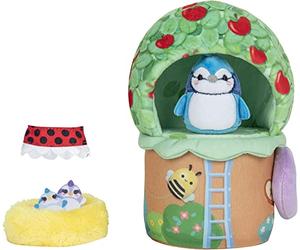 Squishville- Tiptop Comprend Une Peluche Babs The Blue Jay de 5,1 cm, Une Robe Coccinelle, Un nid d'oiseau et Une cabane d'arbres - Jouets pour Enfants, SQM0209, Multicolore