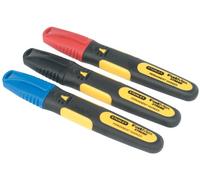 STANLEY 0-47-315 Lot De 3 Marqueurs Noir/Rouge/Bleu Gamme FATMAX - Corps Bi Matière - Pointe Fine - Marqueur Permanent Résistant À L'Eau Et À L'Huile - Séchage Rapide - Marque Tout Type De Matériaux