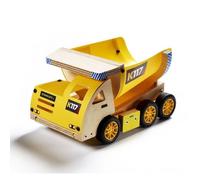 Stanley DIY Camion à benne basculante - Jeu de construction - 24 x 10.4 x 17.4 CM - Kit complet avec vis, autocollants et roues - Bois - Jaune
