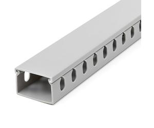 StarTech.com Chemin de Câbles PVC avec Couvercle - 38mm W x 25mm H - Longueur 2m - Slots Parallels 8mm, Goulotte Cache Câble Murale Câble Réseau PVC, max. 20 câbles, Homologué UL