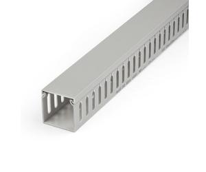 StarTech.com Chemin de Câbles PVC avec Couvercle - 50mm W x 50mm H - Longueur 2m - Slots Parallels 8mm, Goulotte Cache Câble Murale Câble Réseau PVC, max. 20 câbles, Homologué UL