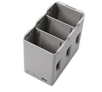 Station de charge triple port pour une gestion de l'alimentation de la batterie de vol sélectionnée et un support de charge de batterie de surcharge
