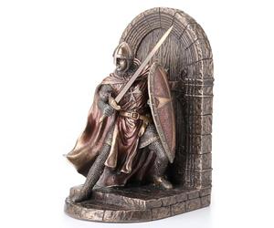 Statue de croisé Maltais en Armure Portant Un Bouclier et Une épée Serre-Livres