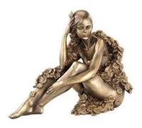 Statuette décorative en résine aspect bronze - Femme assise avec feuilles Bronze G