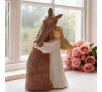 Statuette en résine représentant une fille embrassant un cheva, cadeau sur le thème du cheval pour filles et femmes, cadeau cheval petite statue d'amitié cadeau d'anniversaire décoration intérieure