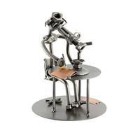 Steelman24 I Figurine en métal Biologiste avec Microscope I Made in Germany I Idées Cadeaux I Sculpture d’Acier I Hommes de métal