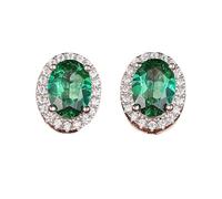 Stfery Boucles d'oreilles à tige en or blanc 18 carats pour femme, boucles d'oreilles halo avec émeraude créée en laboratoire 1 ct et moissanites pavées en or véritable Au750
