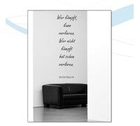 Sticker mural w013 avec inscription Bertold Brecht qui se bat peut perdre. Celui qui ne se bat pas a déjà perdu 40 x 17 cm, noir