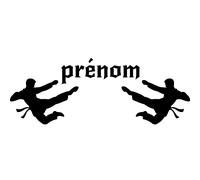 Sticker prénom personnalisé fait du karaté