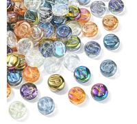 Stiesy Lot de 100 perles en verre de couleurs assorties avec lettres de l'alphabet plates et rondes avec initiales pour fabrication de colliers, bracelets, boucles d'oreilles et loisirs créatifs